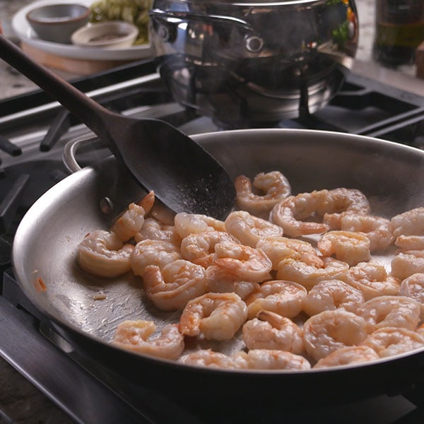 food photography shrimp cooking in pan