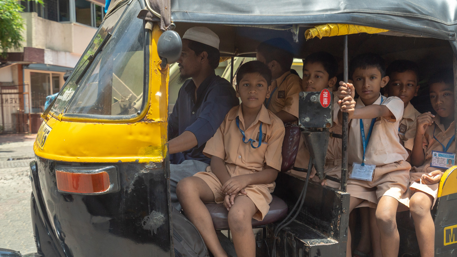 Kids in taxi by K2 Productions Photography